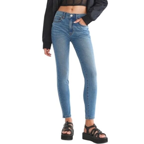 (6 for $25) Aeropostale High Rise Jegging in Medium Wash Size 00 - Picture 1 of 6